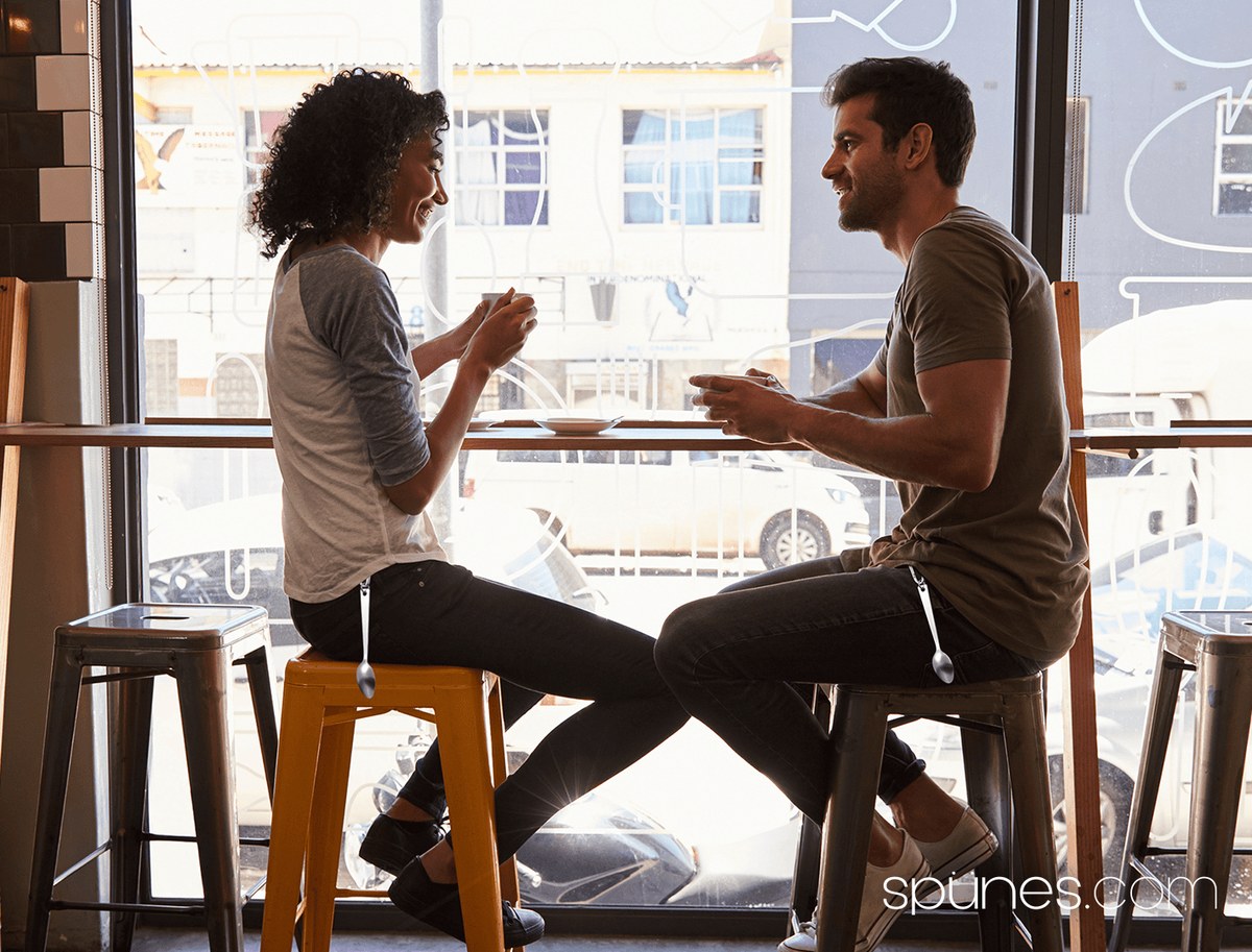SpoonClip at the coffee shop